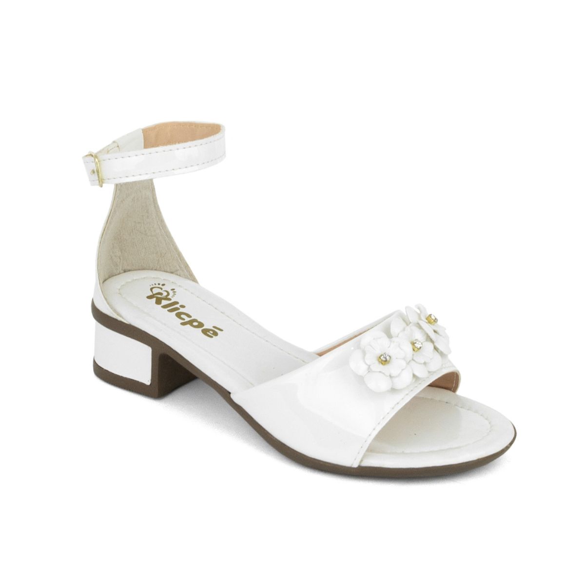 sandalia com enfeite de flor branco